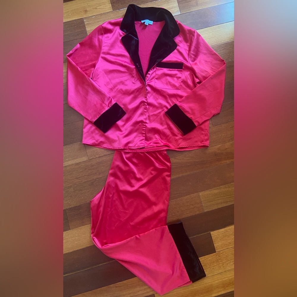 In Bloom by jonquil Red Satin with Black Velvet Trim Cropped Pajama Set